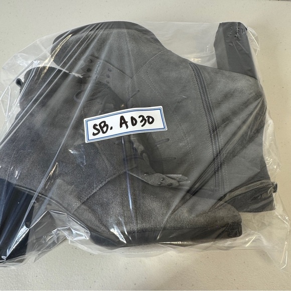 Lloyd Women's Gray Suede Lace Up Grunge Punk Heeled Ankle Boots Size 38 1/2 - Picture 15 of 15